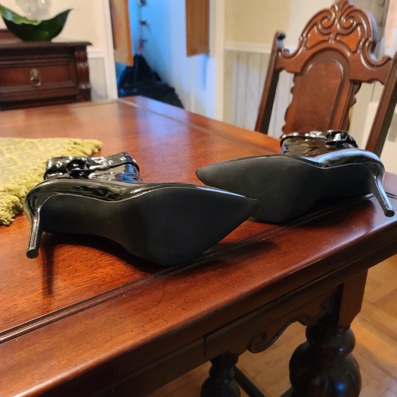 Black Boots - Picture 3 of 9